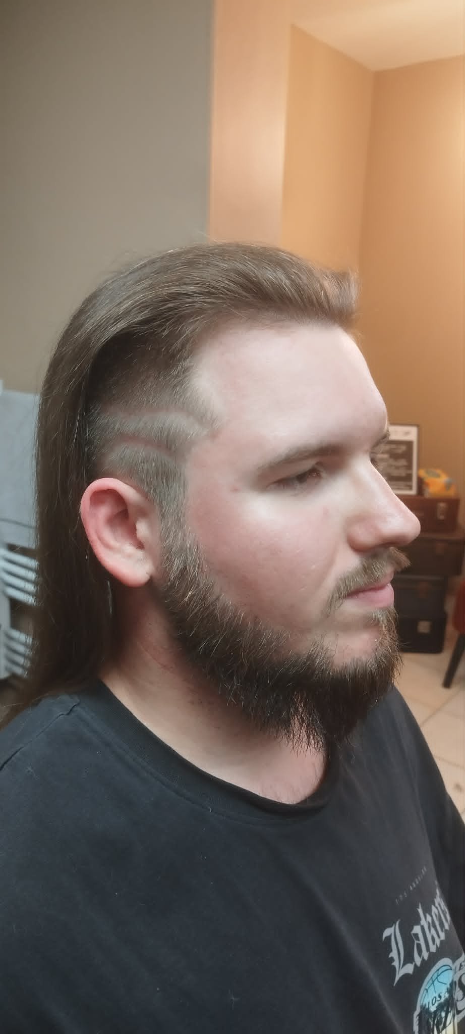 Coupe cheveux longs travaillée — Benny D'Coiff